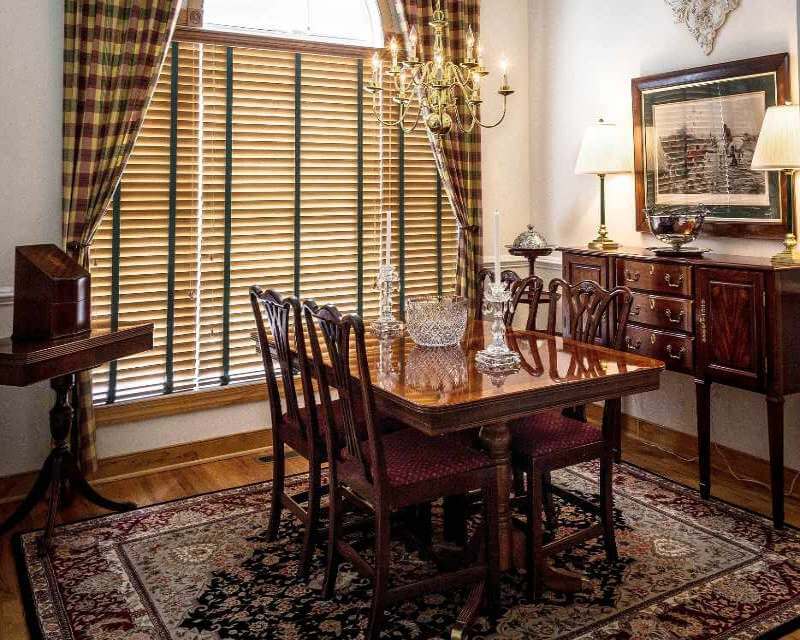 cómo decorar mesas de comedor