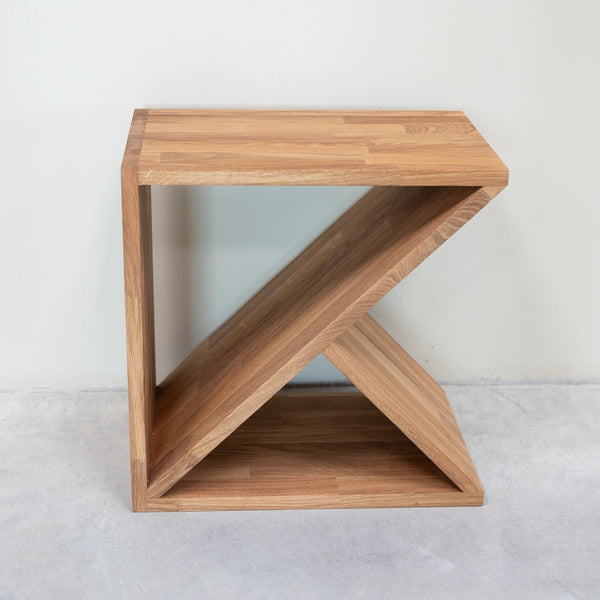 Mesa auxiliar, mesita de noche de madera maciza de roble Denmark | NordicStory