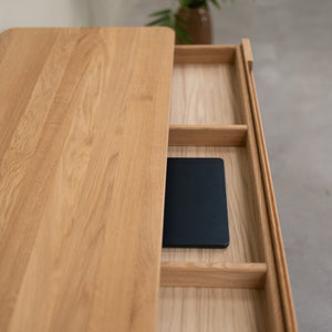 Mesa escritorio tocador de madera maciza de roble Escandi Atelier | NordicStory