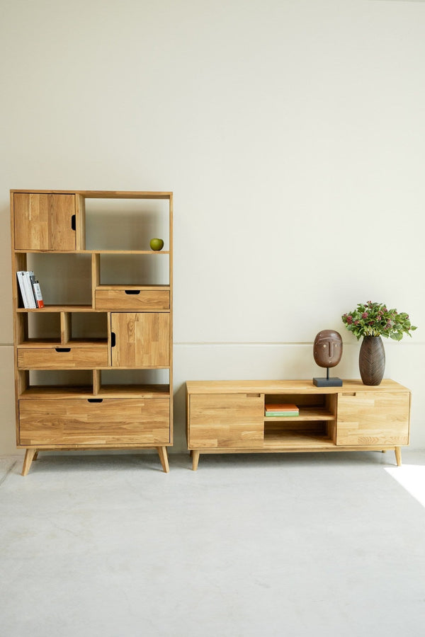 Mueble de TV de madera maciza de roble Escandi | NordicStory