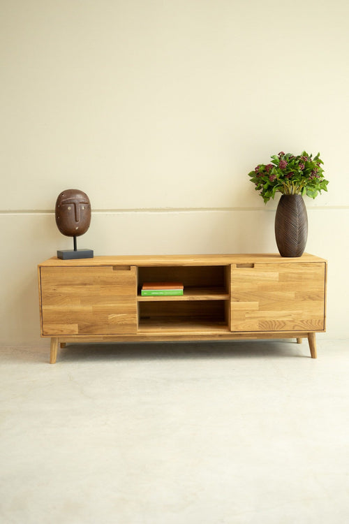 Mueble de TV de madera maciza de roble Escandi | NordicStory