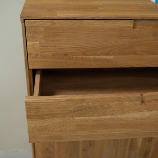 Sinfonier Cómoda de madera maciza de roble Escandi 2 | NordicStory