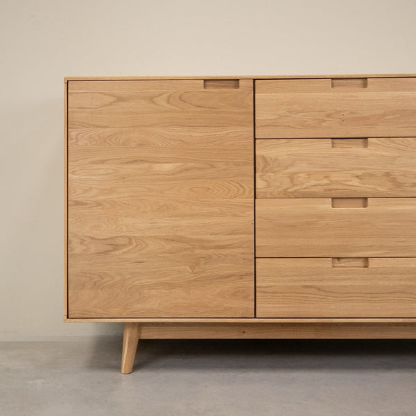 Aparador Cómoda de madera maciza roble Escandi Atelier | NordicStory