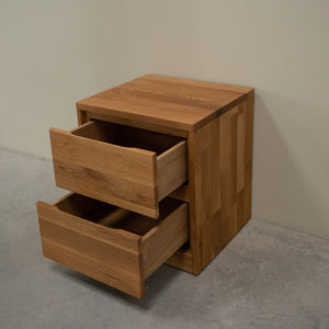 Mesa de noche de madera maciza de roble Oregon | NordicStory