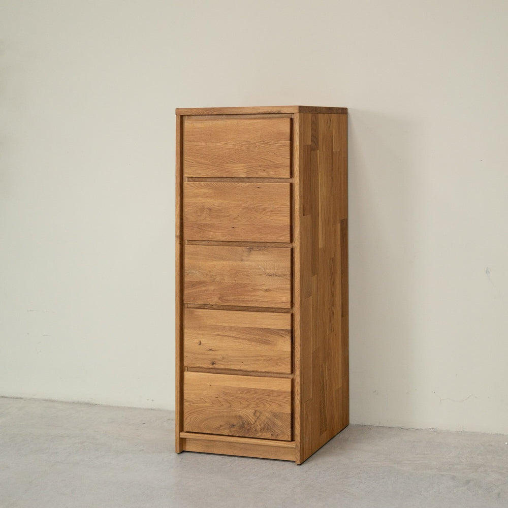 Cómoda alta de madera maciza de roble Oregon | NordicStory