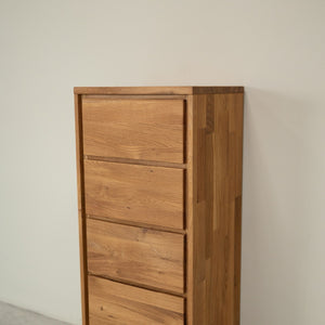 Cómoda alta de madera maciza de roble Oregon | NordicStory