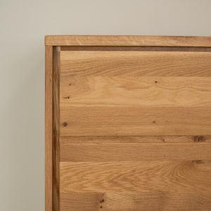 Aparador alto de madera maciza de roble Oregon 1.5 | NordicStory