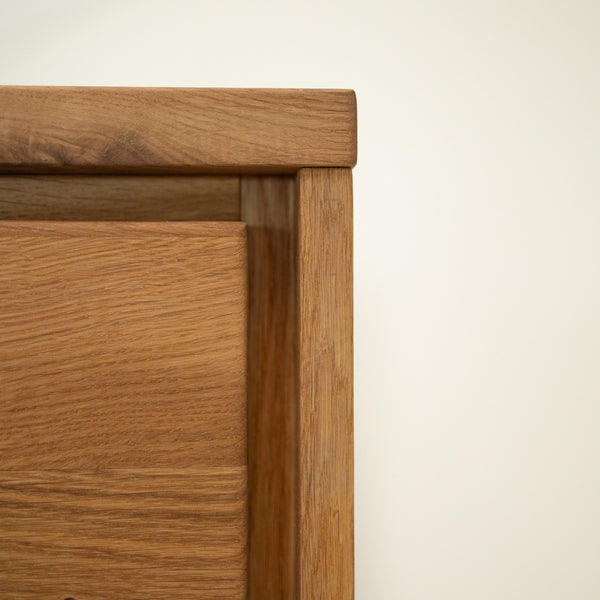 Aparador alto de madera maciza de roble Oregon 1.5 | NordicStory