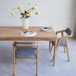 Mesa de comedor extensible de madera maciza de roble BERGAMO | NordicStory