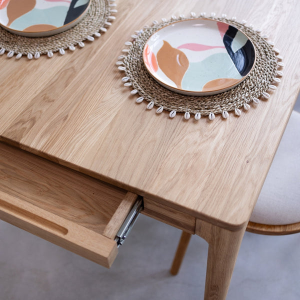 Mesa de comedor extensible de madera maciza de roble BERGAMO | NordicStory