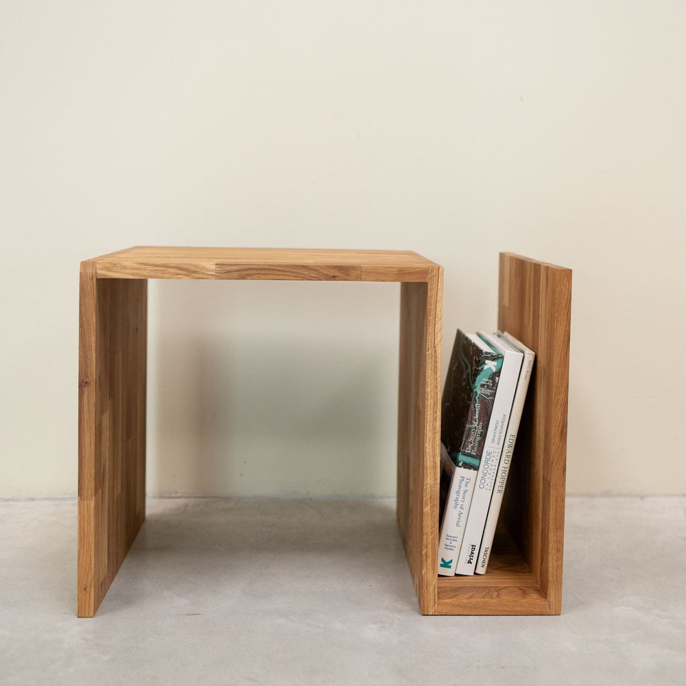 Mesa auxiliar de madera maciza de roble Sofi | NordicStory