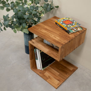 Mesa auxiliar de madera maciza de roble Sofi | NordicStory