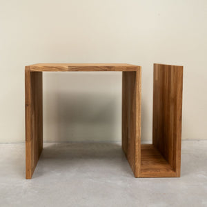 Mesa auxiliar de madera maciza de roble Sofi | NordicStory