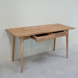 Mesa escritorio de madera maciza de roble Escandi  | NordicStory