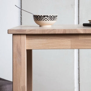 Mesa de comedor de madera maciza de roble Lemsiwood | NordicStory