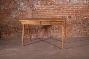 Mesa escritorio de madera maciza de roble Berg | NordicStory