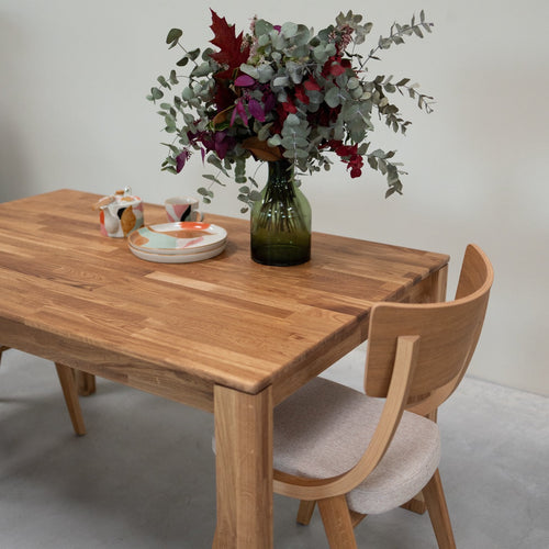 Mesa de comedor de madera maciza de roble Mauritz 4 | NordicStory
