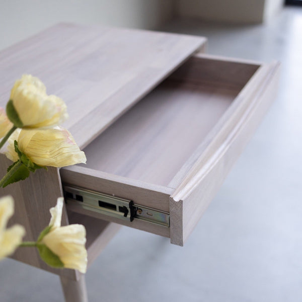 Mesita de noche de madera maciza de roble Escandi 2 | NordicStory