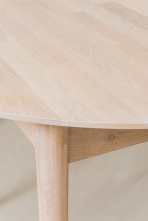 Mesa extensible de comedor de madera maciza de roble Escandi 4 | NordicStory
