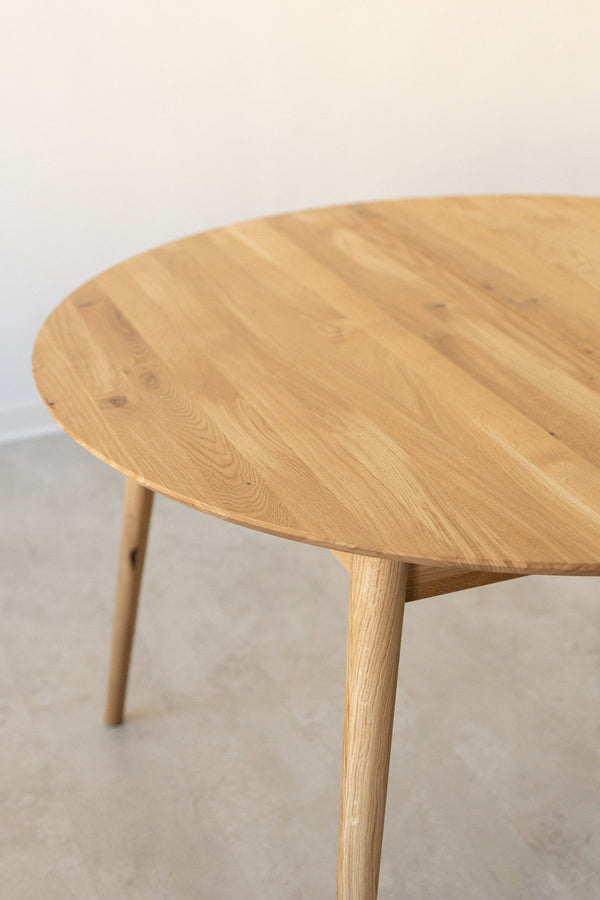 Mesa extensible de comedor de madera maciza de roble Escandi 4 | NordicStory
