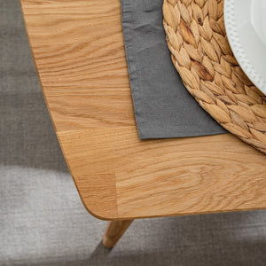 Mesa rectangular de comedor de madera maciza de roble Escandi 1 | NordicStory
