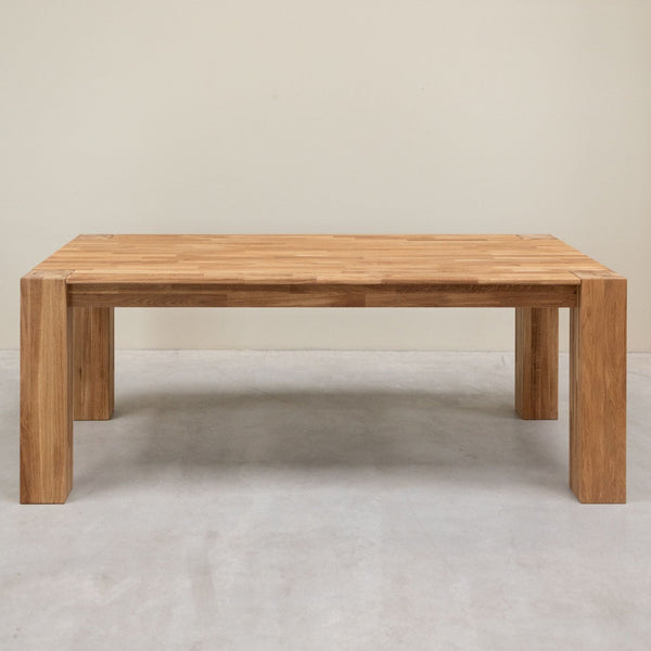Mesa de comedor de madera maciza de roble Mauritz 3 | NordicStory