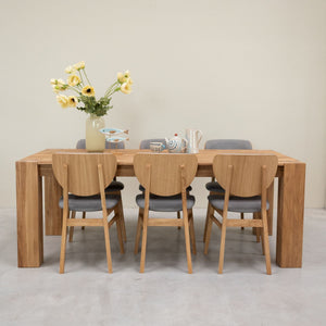 Mesa de comedor de madera maciza de roble Mauritz 3 | NordicStory