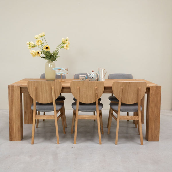 Mesa de comedor de madera maciza de roble Mauritz 3 | NordicStory
