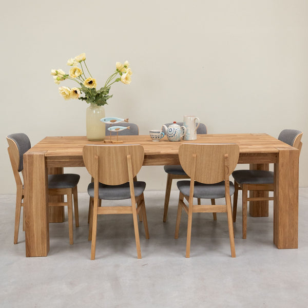 Mesa de comedor de madera maciza de roble Mauritz 3 | NordicStory