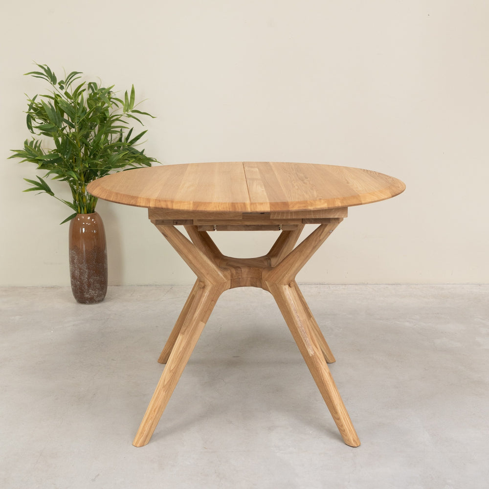 Mesa de comedor redonda y extensible de madera maciza roble Carmen | NordicStory