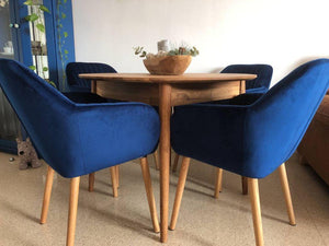 Mesa de comedor redonda y extensible de madera maciza de roble Escandi 6 | NordicStory