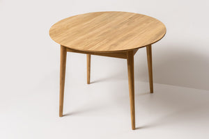 Mesa de comedor redonda y extensible de madera maciza de roble Escandi 6 | NordicStory