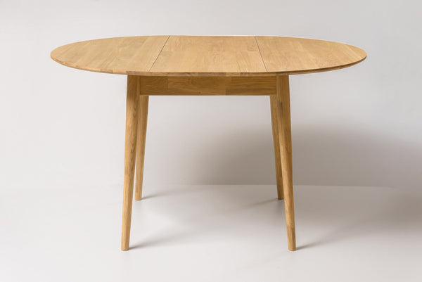 Mesa de comedor redonda y extensible de madera maciza de roble Escandi 6 | NordicStory