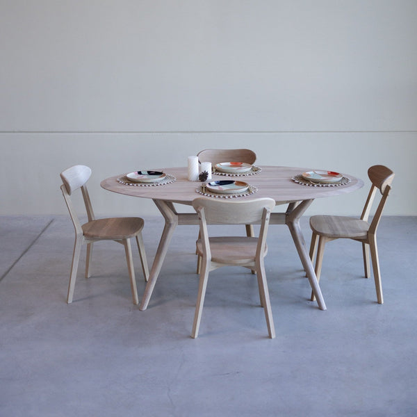 Mesa extensible de comedor de madera maciza de roble Carmen | NordicStory