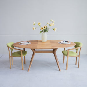 Mesa extensible de comedor de madera maciza de roble Carmen | NordicStory