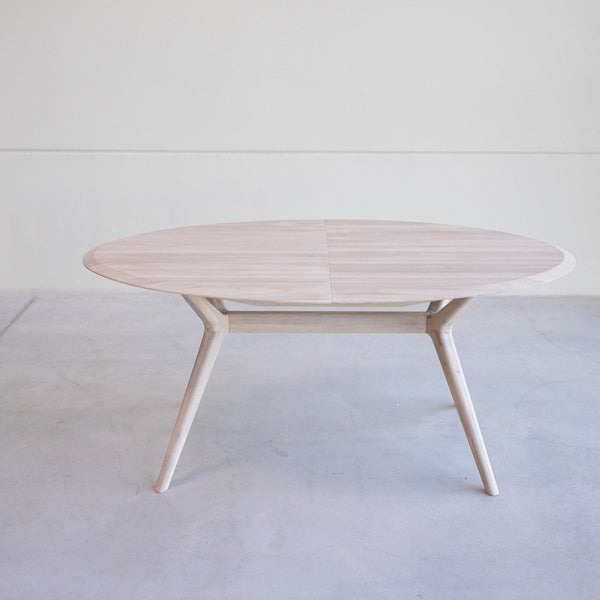 Mesa extensible de comedor de madera maciza de roble Carmen | NordicStory