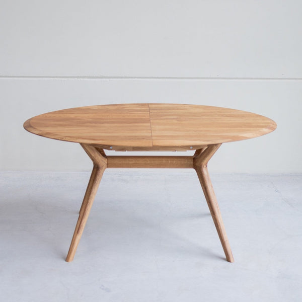 Mesa extensible de comedor de madera maciza de roble Carmen | NordicStory