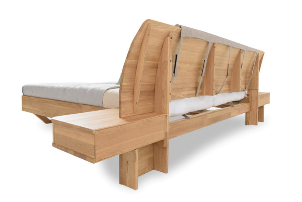 Cama de madera maciza de roble con mesillas adosadas ALINA | NordicStory