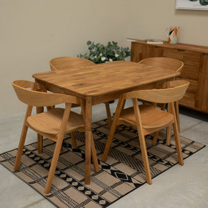 Pack de 2 o 4 Sillas de Comedor de Madera Maciza de Roble Knut | NordicStory