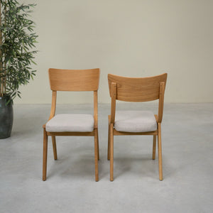 Pack de 2 o 4 Sillas de Comedor de Madera Maciza de Roble Lucas, tapizado Gris o Beige | NordicStory