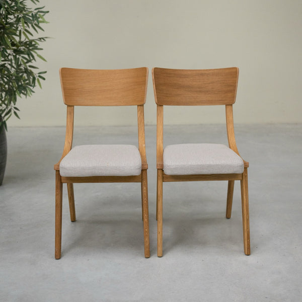 Pack de 2 o 4 Sillas de Comedor de Madera Maciza de Roble Lucas, tapizado Gris o Beige | NordicStory