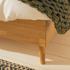 Cama de madera maciza de roble Escandi 2 | NordicStory