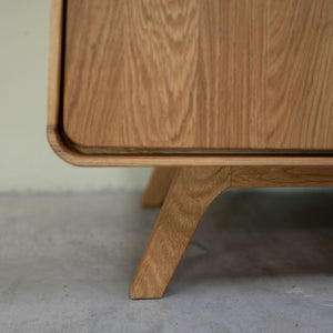 Aparador de madera maciza roble Geneva 2 | NordicStory
