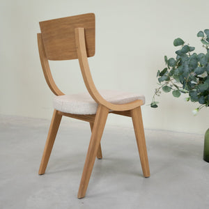 Pack de 2 o 4 Sillas de Comedor de Madera Maciza de Roble Lucas, tapizado Gris o Beige | NordicStory