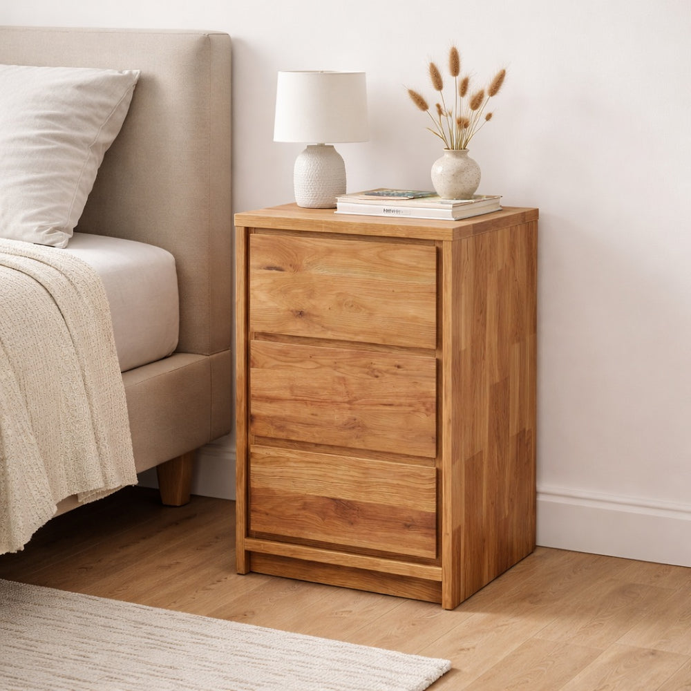 Mesa de noche de madera maciza de roble Oregon | NordicStory