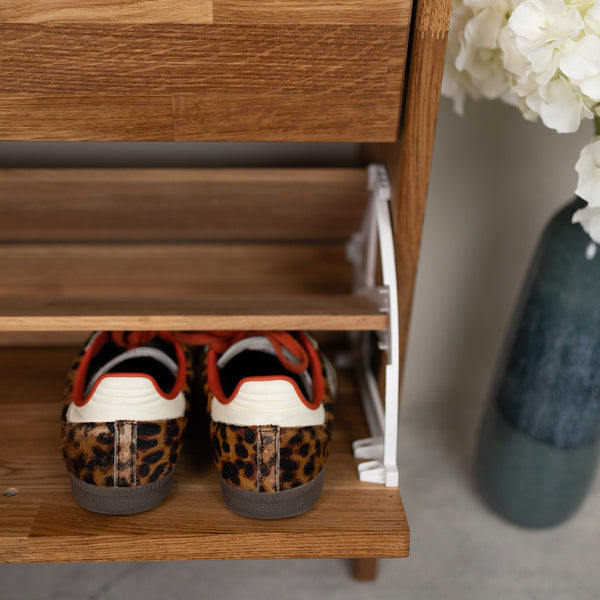 Zapatero de madera maciza de roble Arizona | NordicStory
