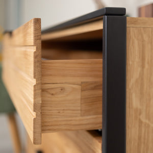 Cómoda de madera maciza roble Runa | NordicStory