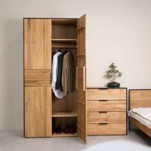 Cómoda de madera maciza roble Runa | NordicStory