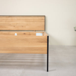 Cama de madera maciza roble Runa | NordicStory
