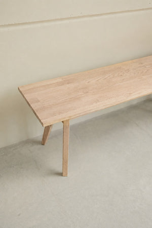 Banco de madera maciza de roble Harold | NordicStory
